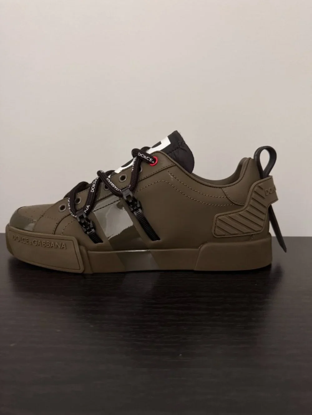Dolce&Gabbana Portofino Men's Olive Green Low Top Sneakers CS1738 AJ986 7 (US 8)